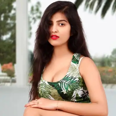 Chanda Escorts